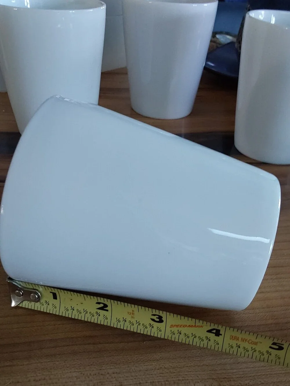 4 WHITE PORCELAIN GOLD CANYON TUMBLERS
